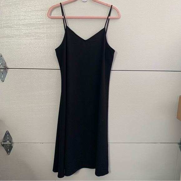 Uniqlo | Dresses | Uniqlo Black Spaghetti Strap V Neck Slip Dress Size  Medium | Poshmark